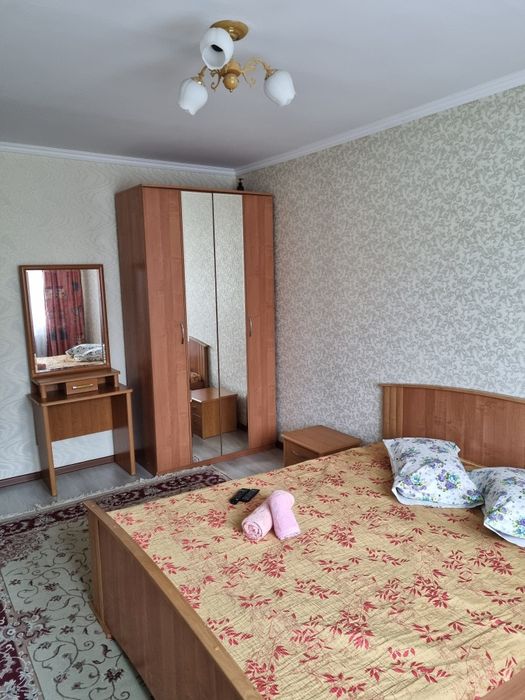 Сдам по суточно 1 комнатную квартиру