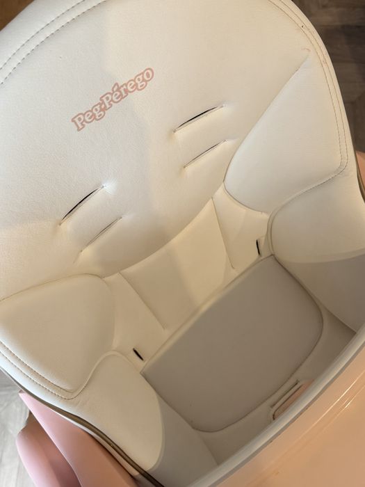 Scaun de masă Peg Perego Prima Pappa Zero Follow Me  ideal pentru diversificare