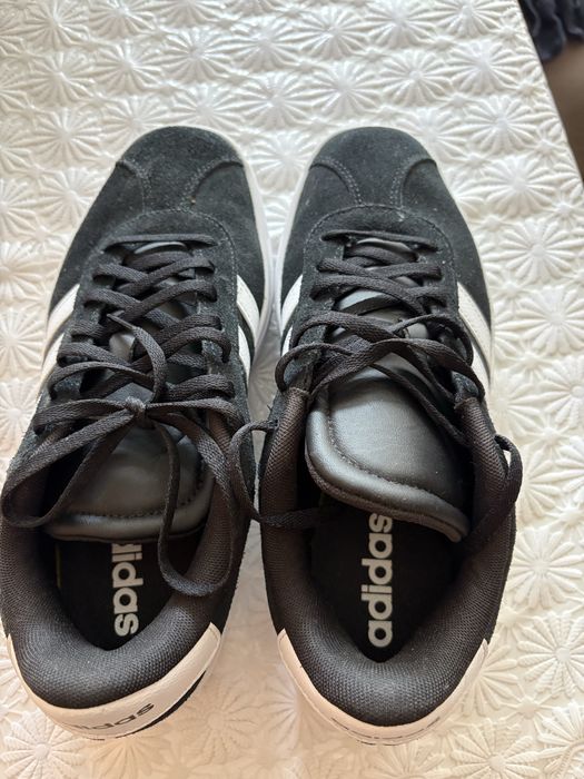 Оригинални дамски обувки Adidas