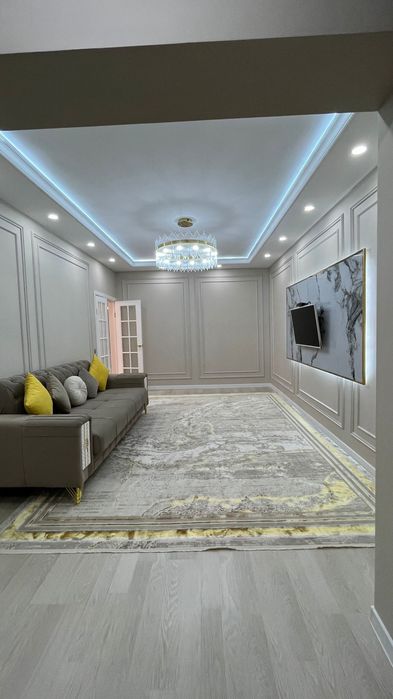 Продам диван почти новая