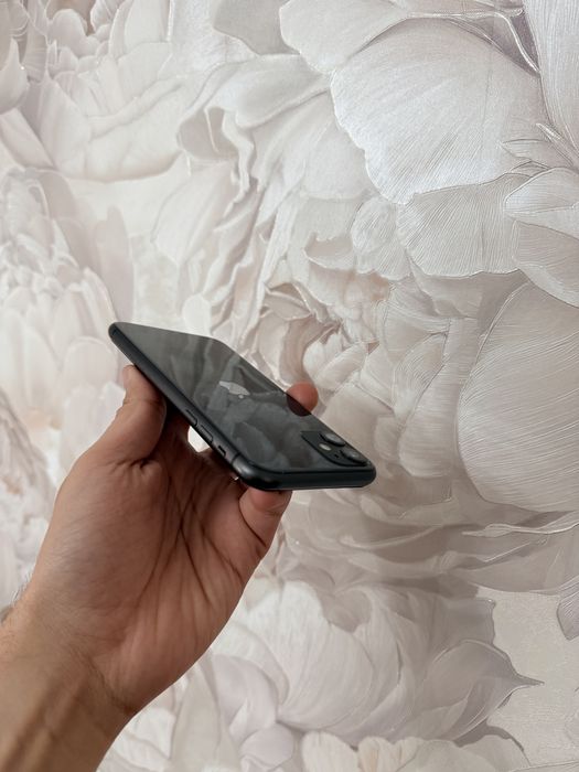 IPhone 11/128Gb - В хорошем состоянии