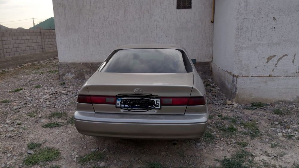Продам машину toyota camry 20
