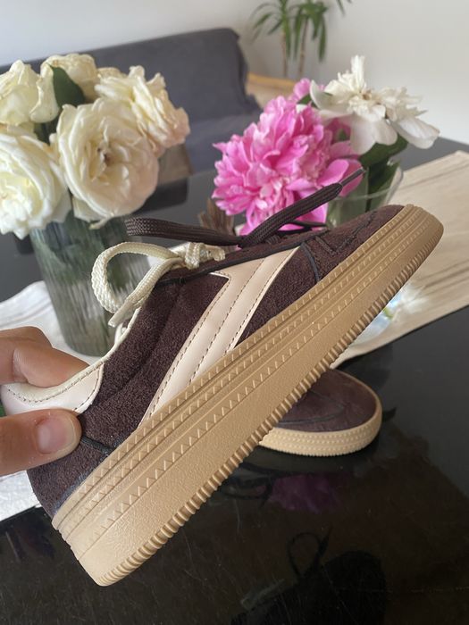 Adidasi marime 36