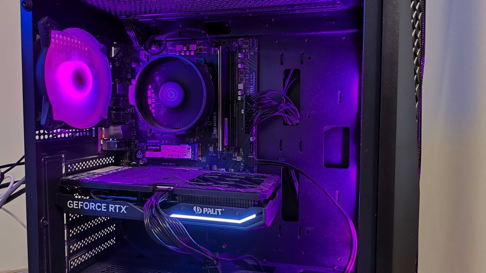 Gaming PC [RTX 4060Ti, Ryzen 5 7500F, 16GBRAM]