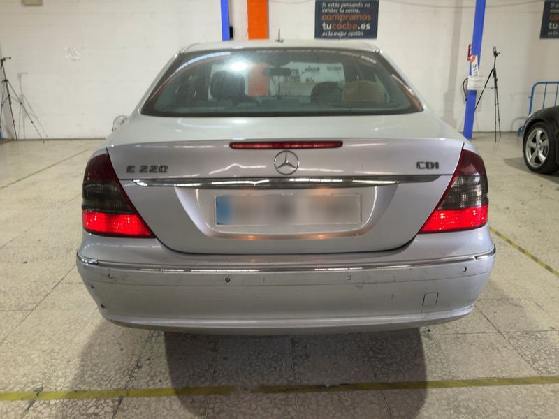 Mercedes-Benz E-Klasse E 220 CDI Avantgarde 2006