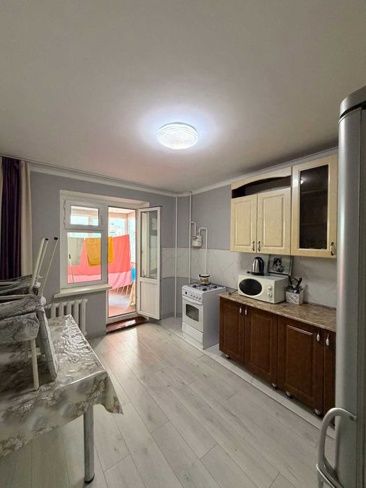 продается 2 ком квартира район Кунаева