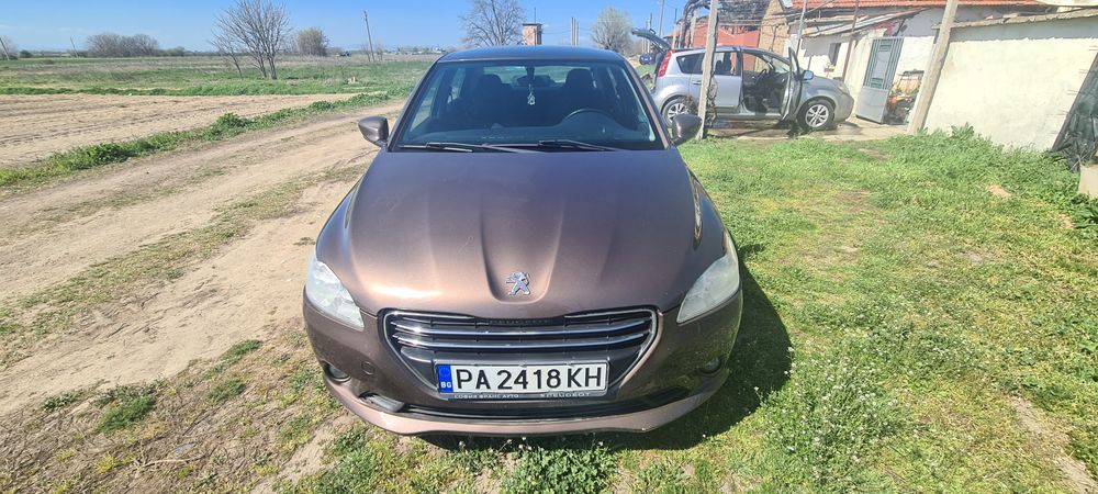 Пежо 301  бензин