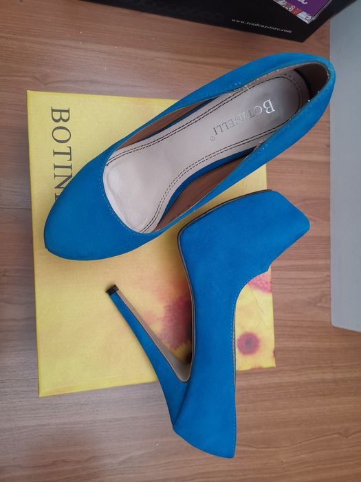 Официални велурени обувки