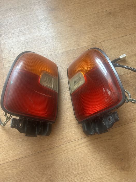 Фонари заднии +накладки RAV4