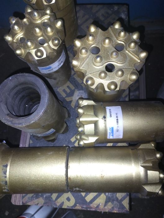 Продам коронки буровые