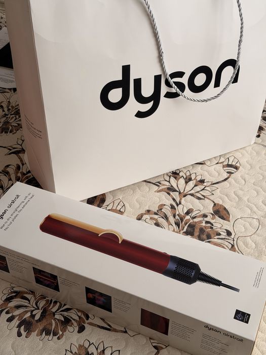 Dyson Airstrait HT01 утюжок