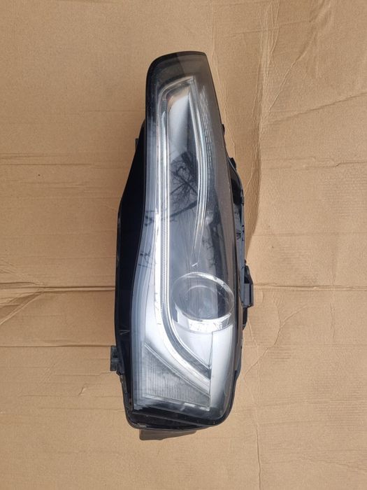 Far stanga Europa Audi A4 B8.5