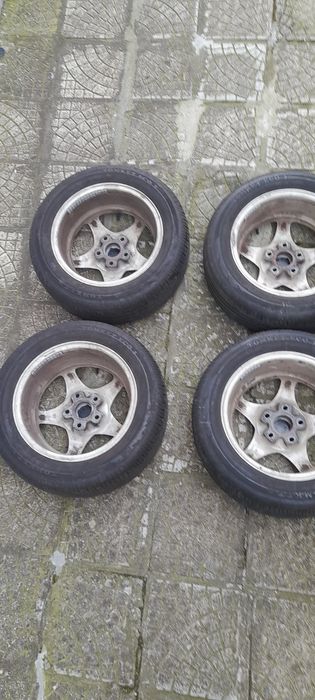 Отлични гуми 15"