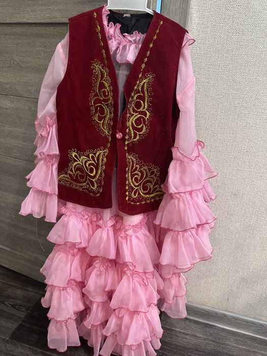 Костюмы национальные