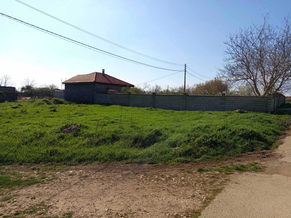 Продава се Парцел в с. Божурец, Област Добрич - 1879 кв.м за 18 €/кв.м - Снимка #1