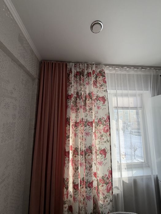 Продам шторы в хорошем качестве