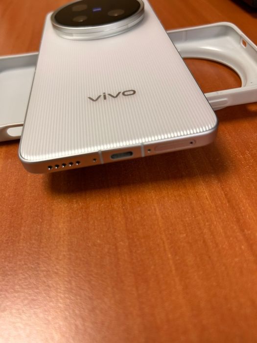 Vivo x200 ultra 16 gb Ram 512 gb memorie