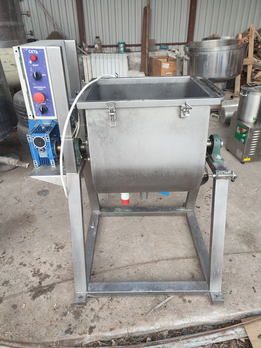 Продам маслобойку