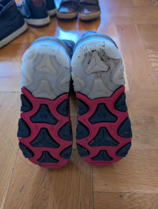 Детски боти и ботуши