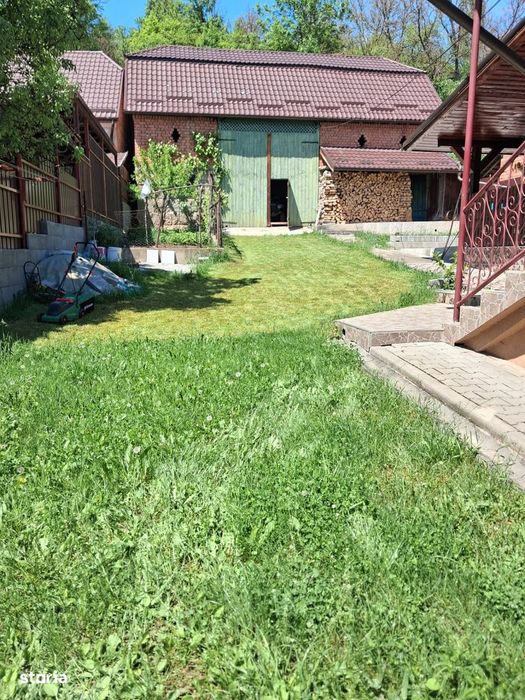 Casa individuala finisata, teren 1500 mp, schimb cu apartament in Cluj