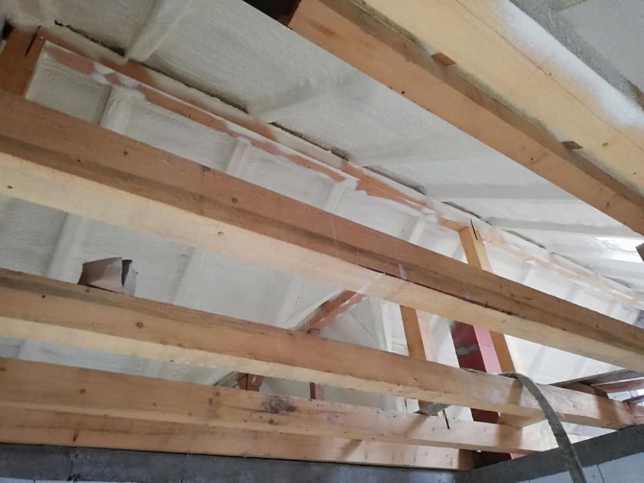 Izolatii profesionale cu spuma poliuretanica