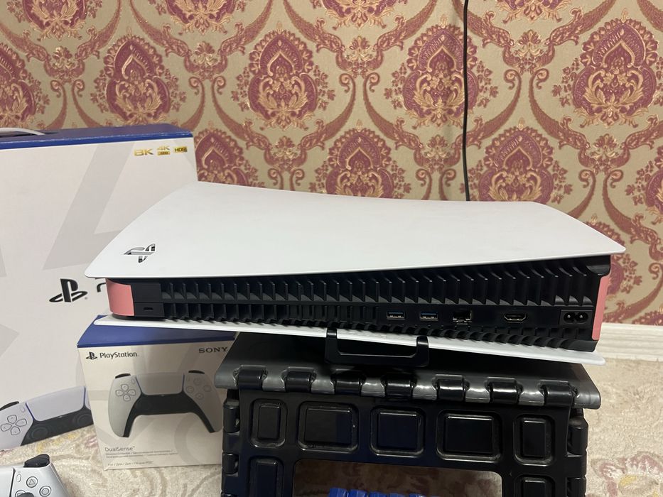 Продам PlayStation 5 (ps5)