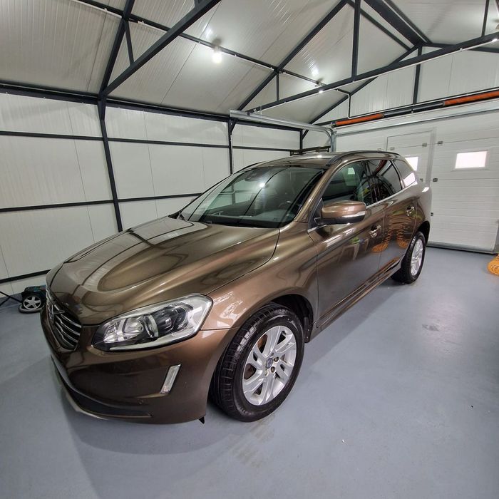 Volvo XC 60 Volvo XC60 D4 2.4 Diesel, 190 CP, Automată, AWD – 2016