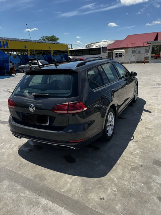 VOLKSWAGEN Golf 2020 — imagine 4