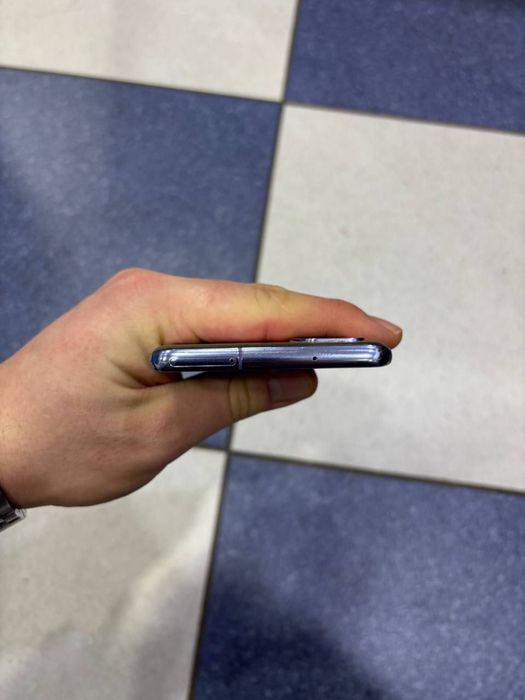 Samsung galaxy S20+ 256 GB srochna sotladi