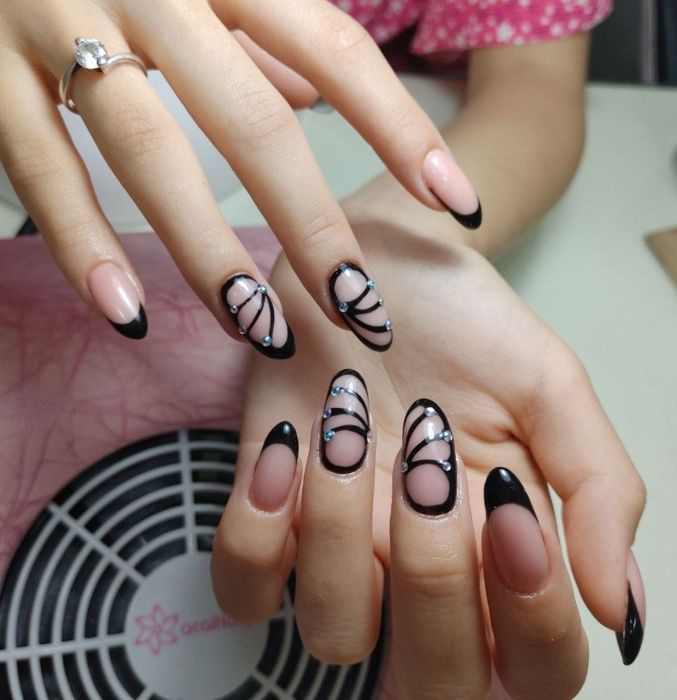 Маникюр, наращивание, педикюр