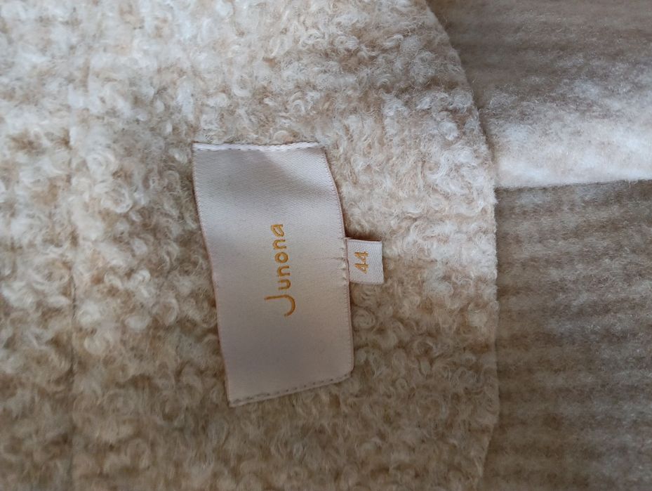 Дамско сако, Юнона, 44