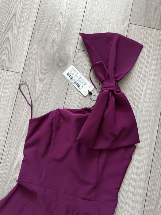Rochie pe un umar cu funda si buzunare xs-34