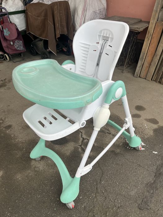 Стул детский со столиком