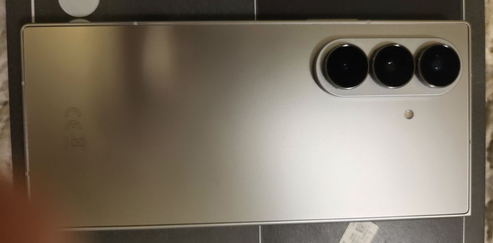 Fold 7, gri , 512 gb , factura,garantie 1 an