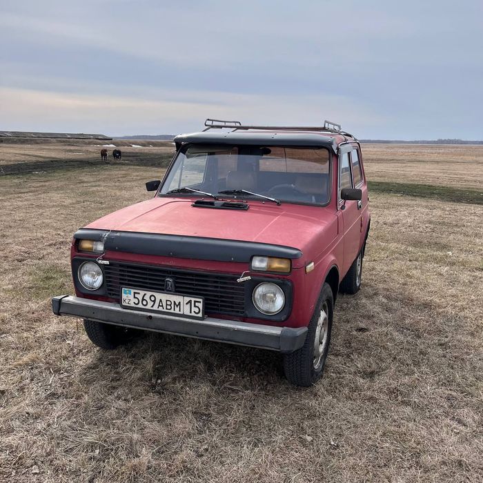 Продам ниву , ваз 2121