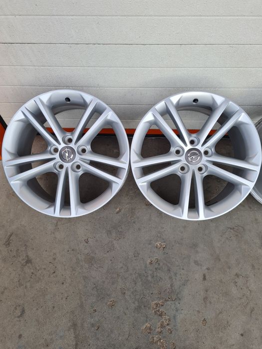 Оригинални джанти за ОПЕЛ OPEL R18 5x120 ET42 8J