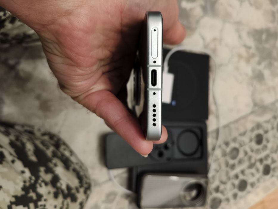 Vivo x200про мини 12/256гб