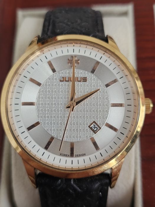 Продам часы из коллекции