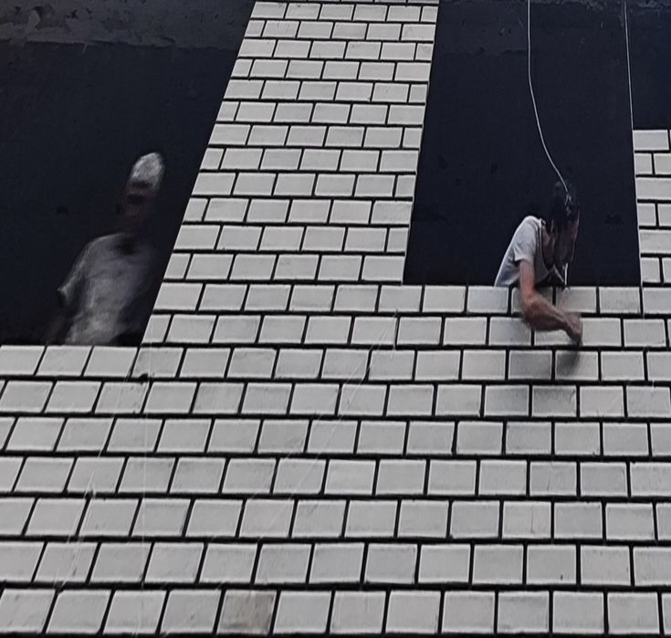 Кладка балкона облицовочный кирпич ğisht teramiz  штукатурка стяжки