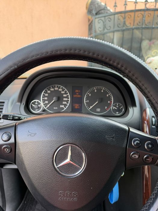 MERCEDES-BENZ A-Class 2009 — imagine 4