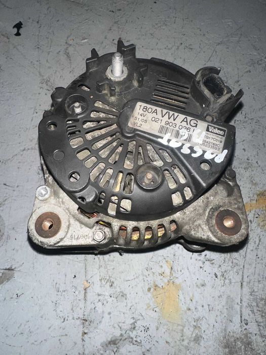 Alternator 180A Volkswagen 2.0 TDI Valeo original