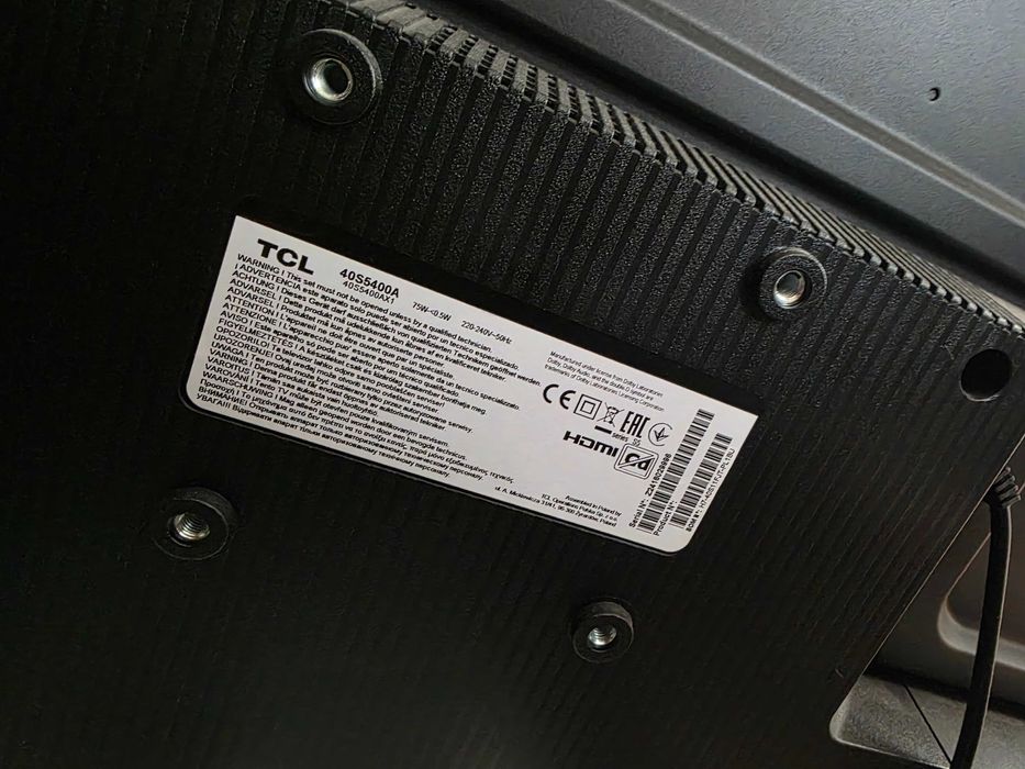 Televizor nou Tcl