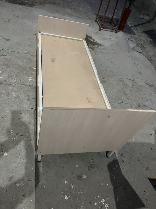 Одно спальная кроват / Бир кишили крават сотилади