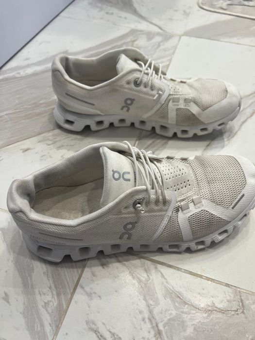 On Cloud сникърси,маратонки