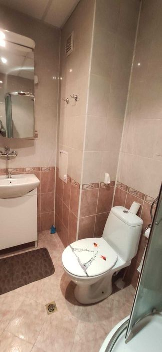 Двустаен ап. под наем в жк.Света Троица