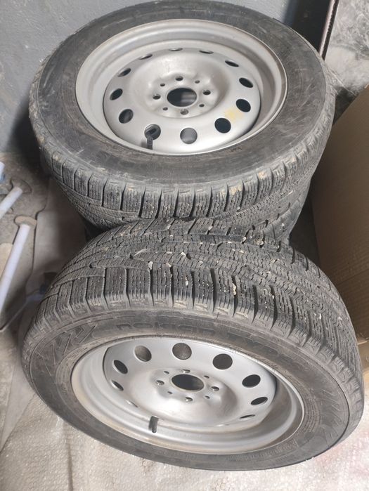 Диск с шинами, комплект