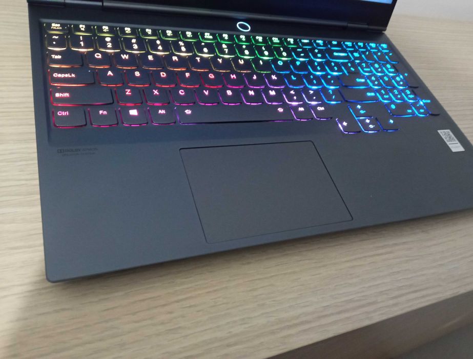 Laptop I9 32GB ram LEGION EXTREM GAMING nvme SSD 1000GB placa video dedicata NVIDIA RTX ecran 15.6 inch 144Hz RATA REFRESH 2 placi video 7 1TERRA