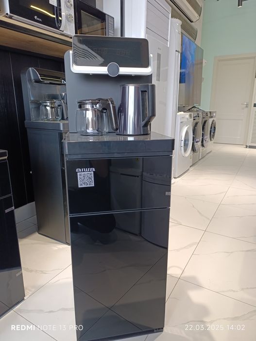 Куллер для вода чайником и компрессоров