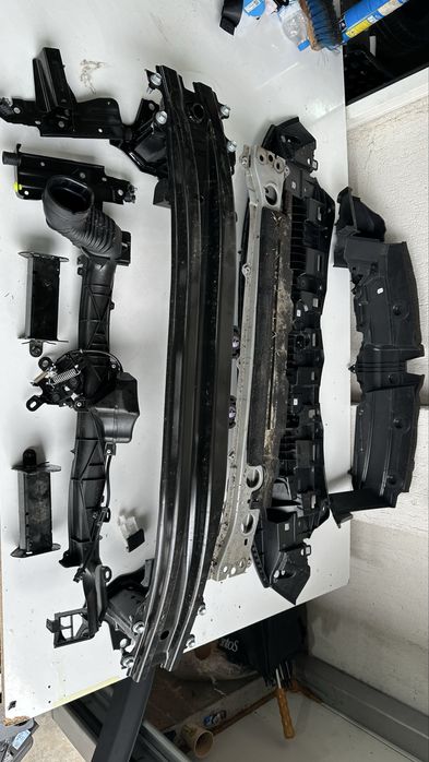 Преден панел (маска) Toyota Yaris Cross 21-25г