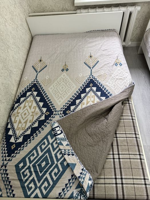 Спальные кровати